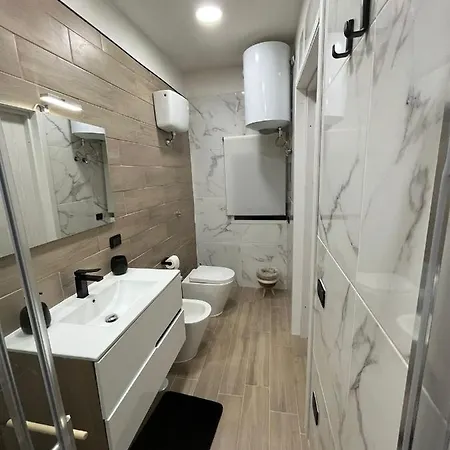 Masaniello 68 * نابولي